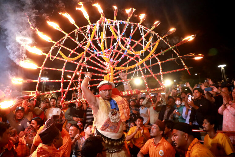 वीरेन्द्रभक्तले पार गरे मध्यपुरथिमि देखी पशुपतिसम्मको यात्रा