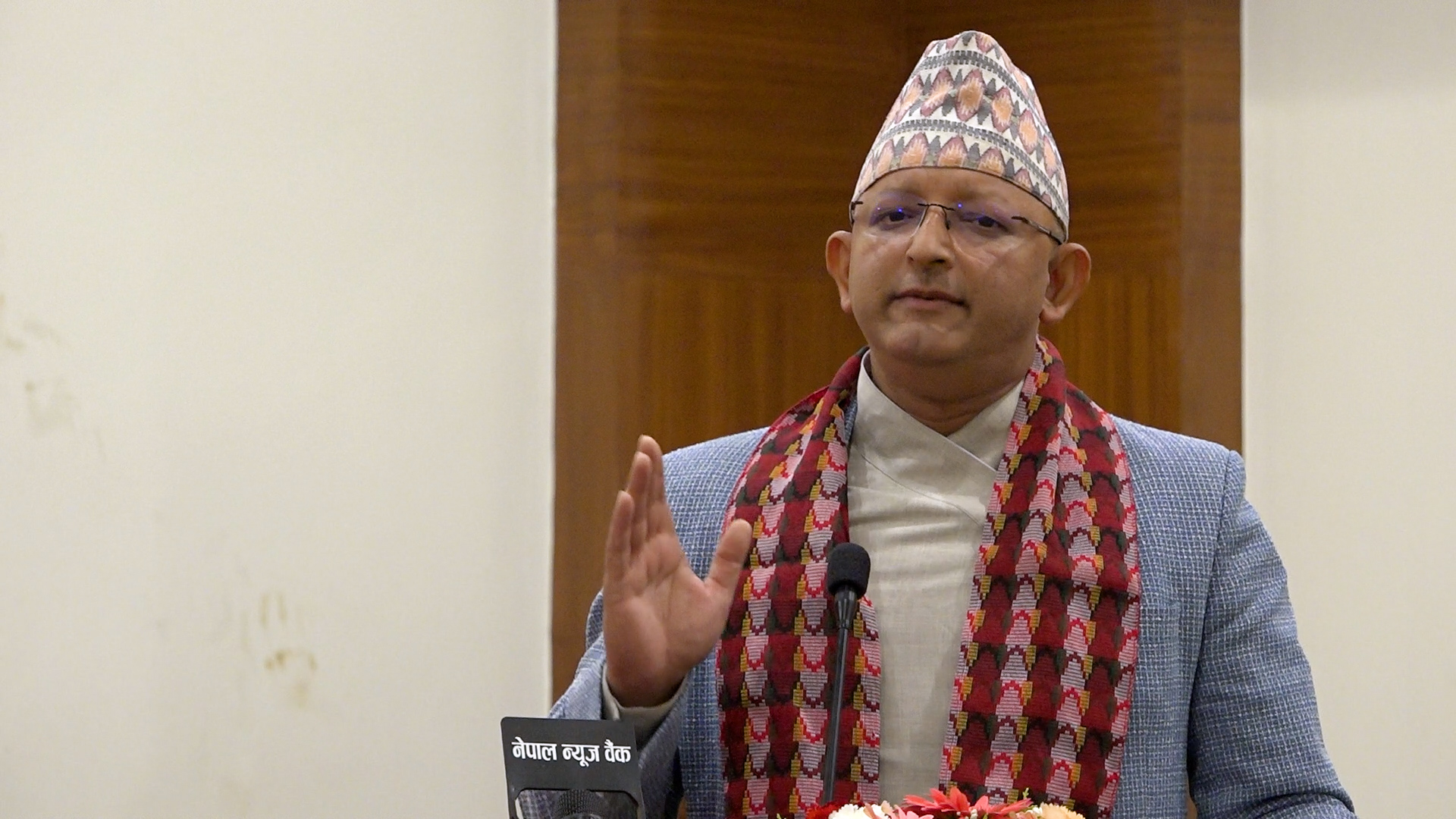 ‘कानून विपरित काम गर्ने व्यवसायीलाई सरकारले त्यतिकै छाड्दैन’