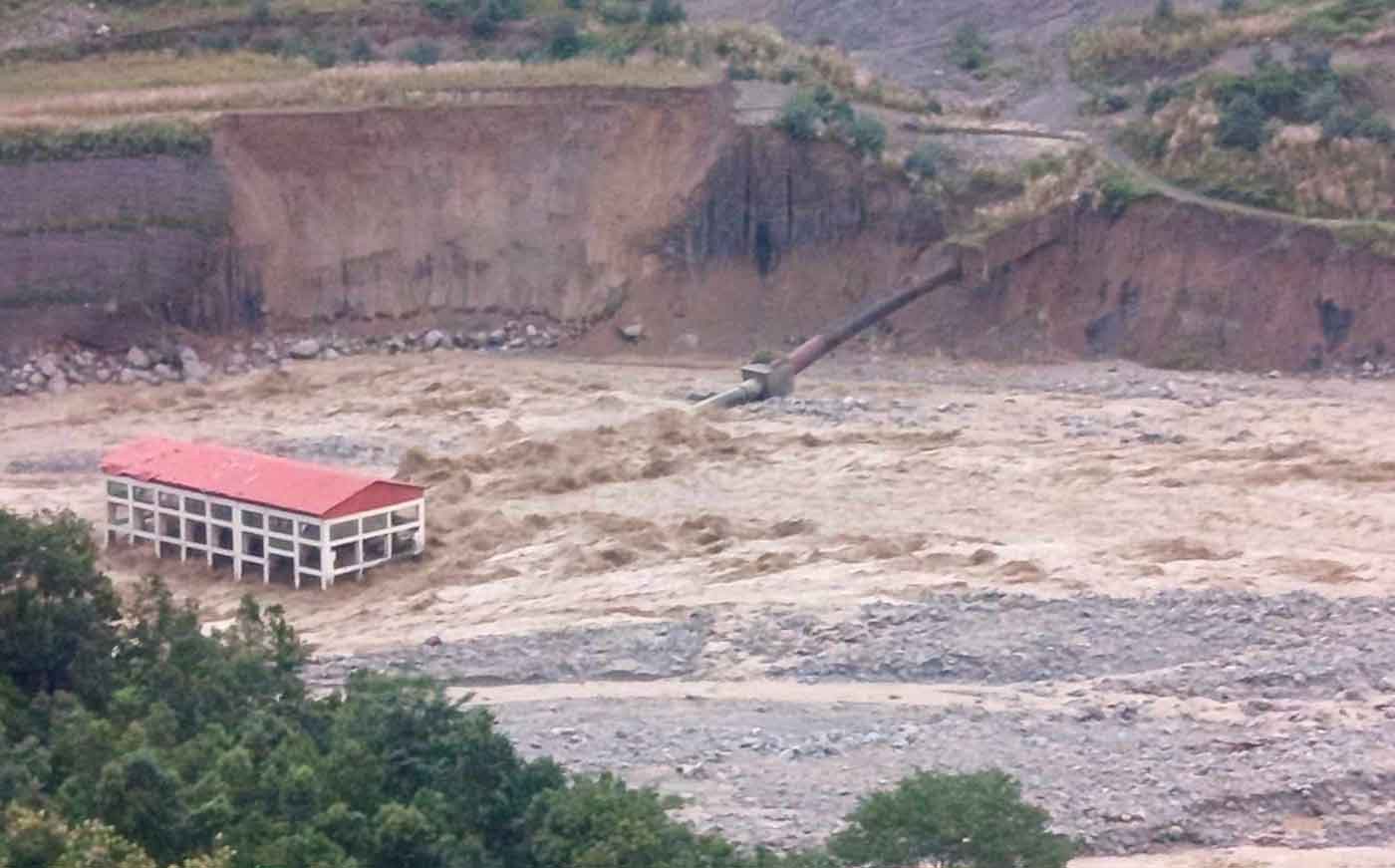 बाढी र पहिरोमा परी मृत्यु हुनेको संख्या १४८ पुग्यो, ५५ जना बेपत्ता