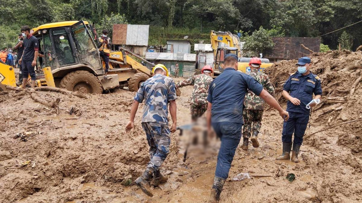बाढीपहिरोमा २२८ जनाको मृत्यु, २५ बेपता