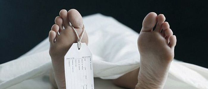 घाँस काट्न गएकी महिलाको लडेर मृत्यु