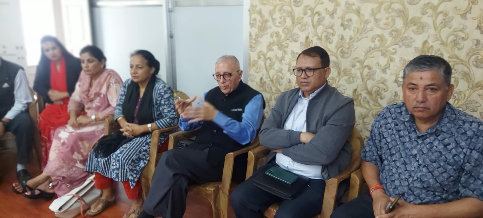 कांग्रेसलाई एक्लै बहुमत ल्याउनसक्ने पार्टी बनाउँछौं : डा.शेखर कोइराला