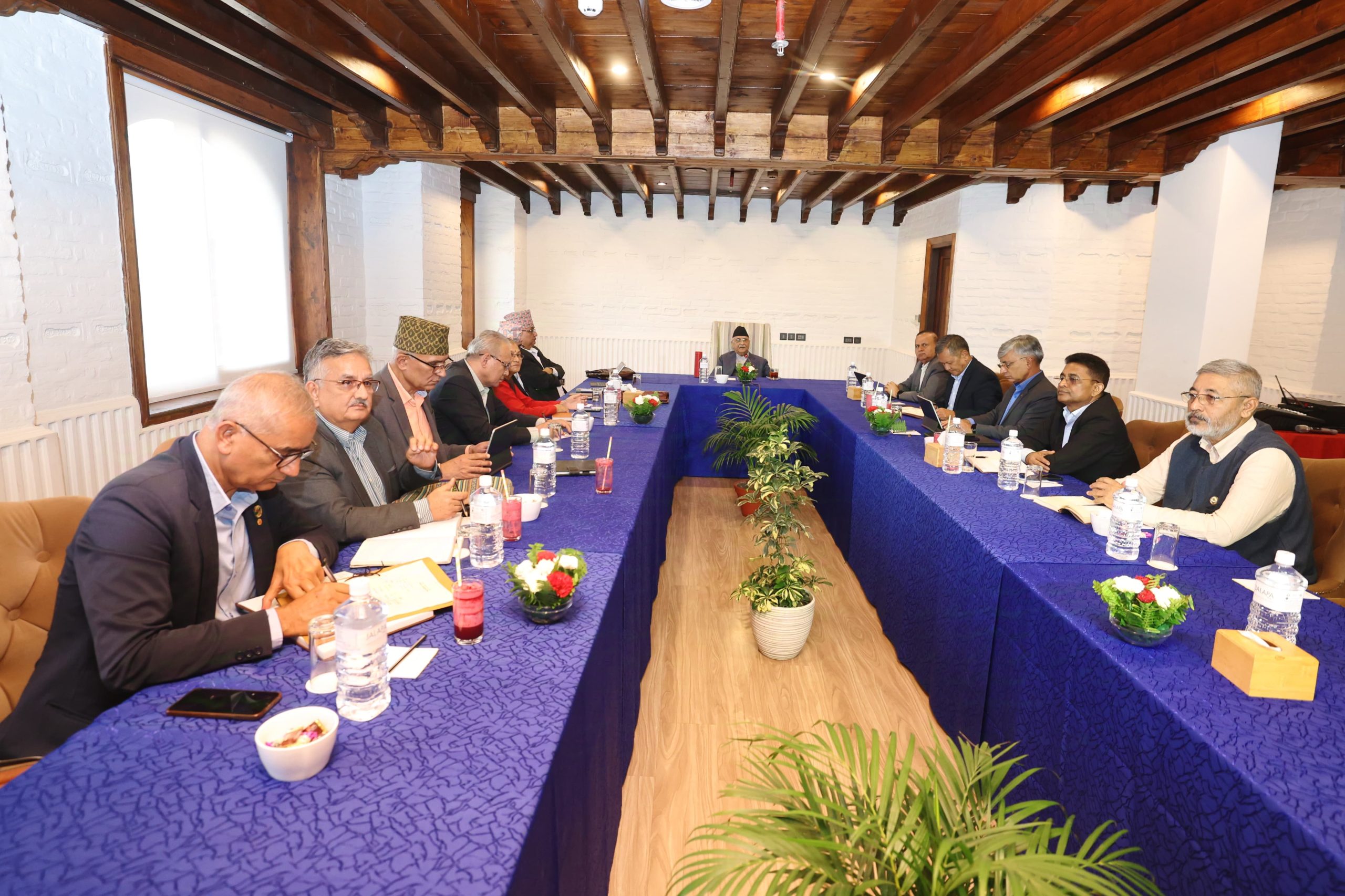 एमालेको सचिवालय बैठक सुरु