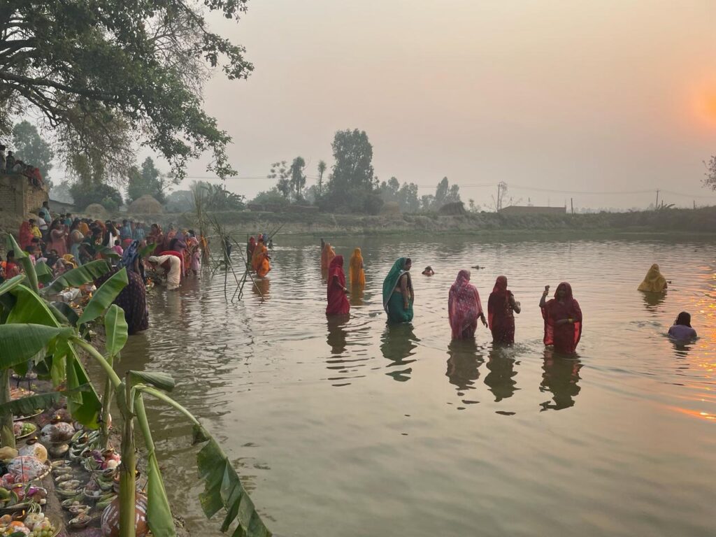 छठ पर्व: समाज चिनाउने खुला सङ्ग्रहालय