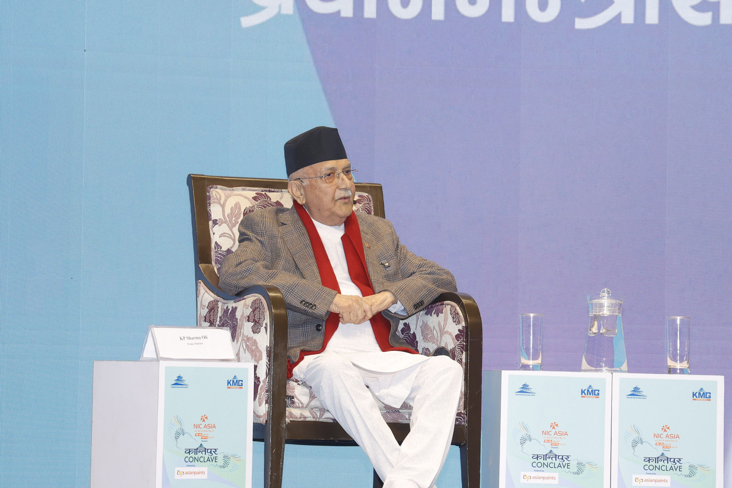 गल्ती गर्नेमाथि कारबाही गर्नुपर्दा मान्छेको अनुहार हेर्दिन : प्रधानमन्त्री ओली