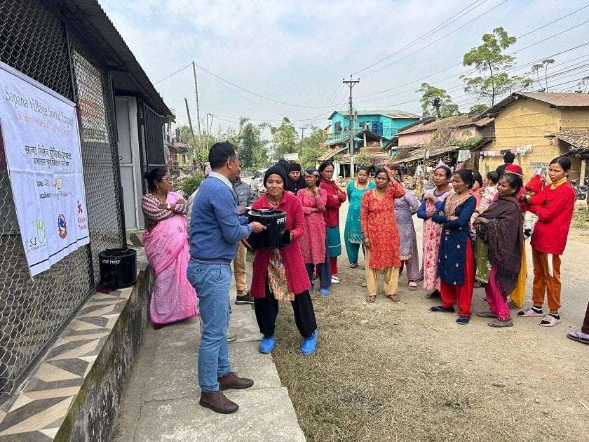 नौ सय ५० विपन्न परिवारलाई निःशुल्क सुधारिएको चुलो  वितरण