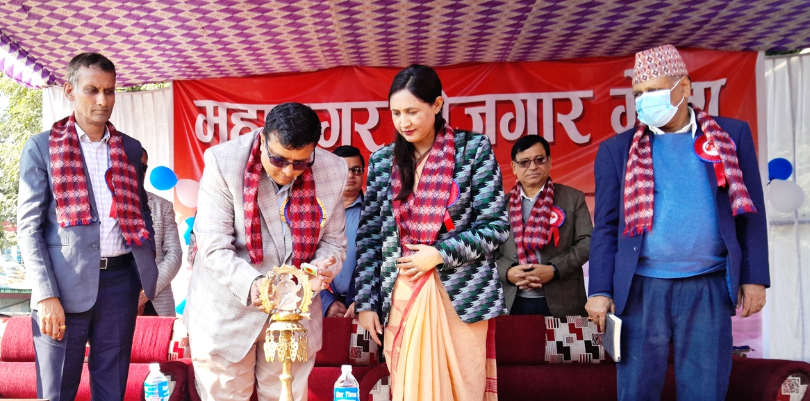 विराटनगरमा रोजगार मेला सुरू, चार सय बढीले रोजगारी पाउने