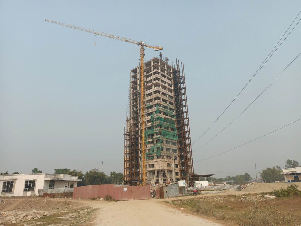 दमक विजनेश टावरको उद्घाटन गर्न प्रधानमन्त्री ओली भोलि झापा आउदैँ