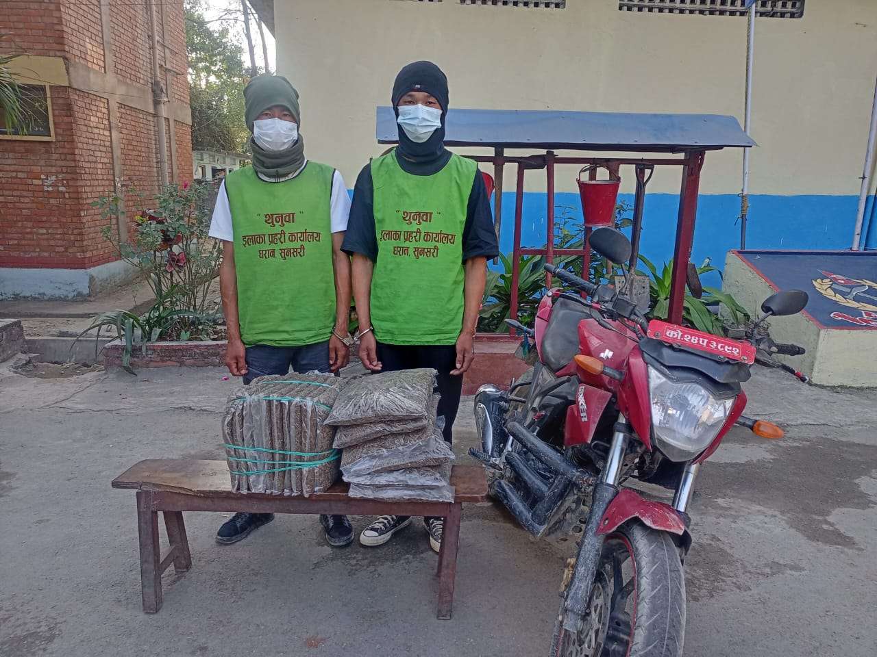 धरानमा गाँजासहित दुई पक्राउ