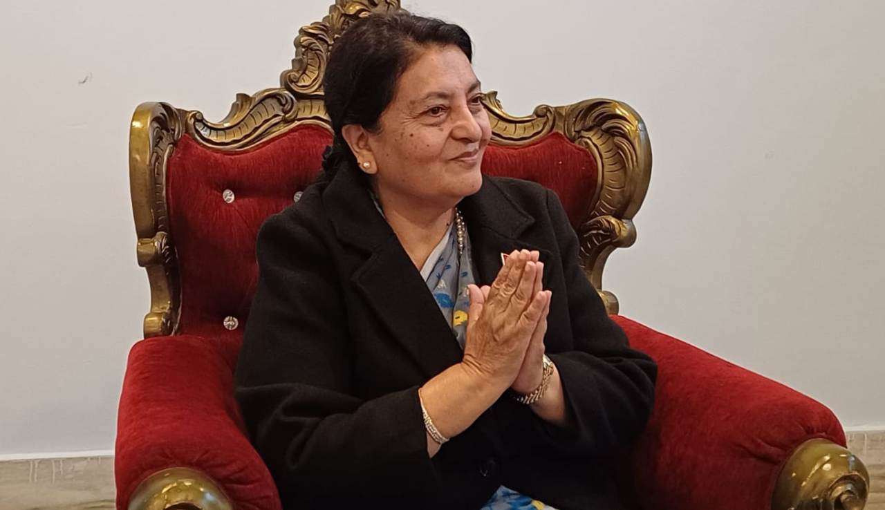 पूर्वराष्ट्रपति विद्यादेवी भण्डारीलाई प्रश्न – एमालेको भावी अध्यक्षको भूमिकामा आउन चाहनुभएको हो ?