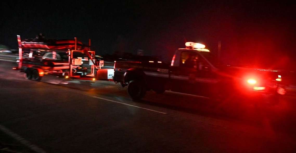 अमेरिकाको वाशिङ्टन डीसीमा यात्रुवाहक विमान र हेलिकप्टर एकआपसमा ठोकिएर दुर्घटना