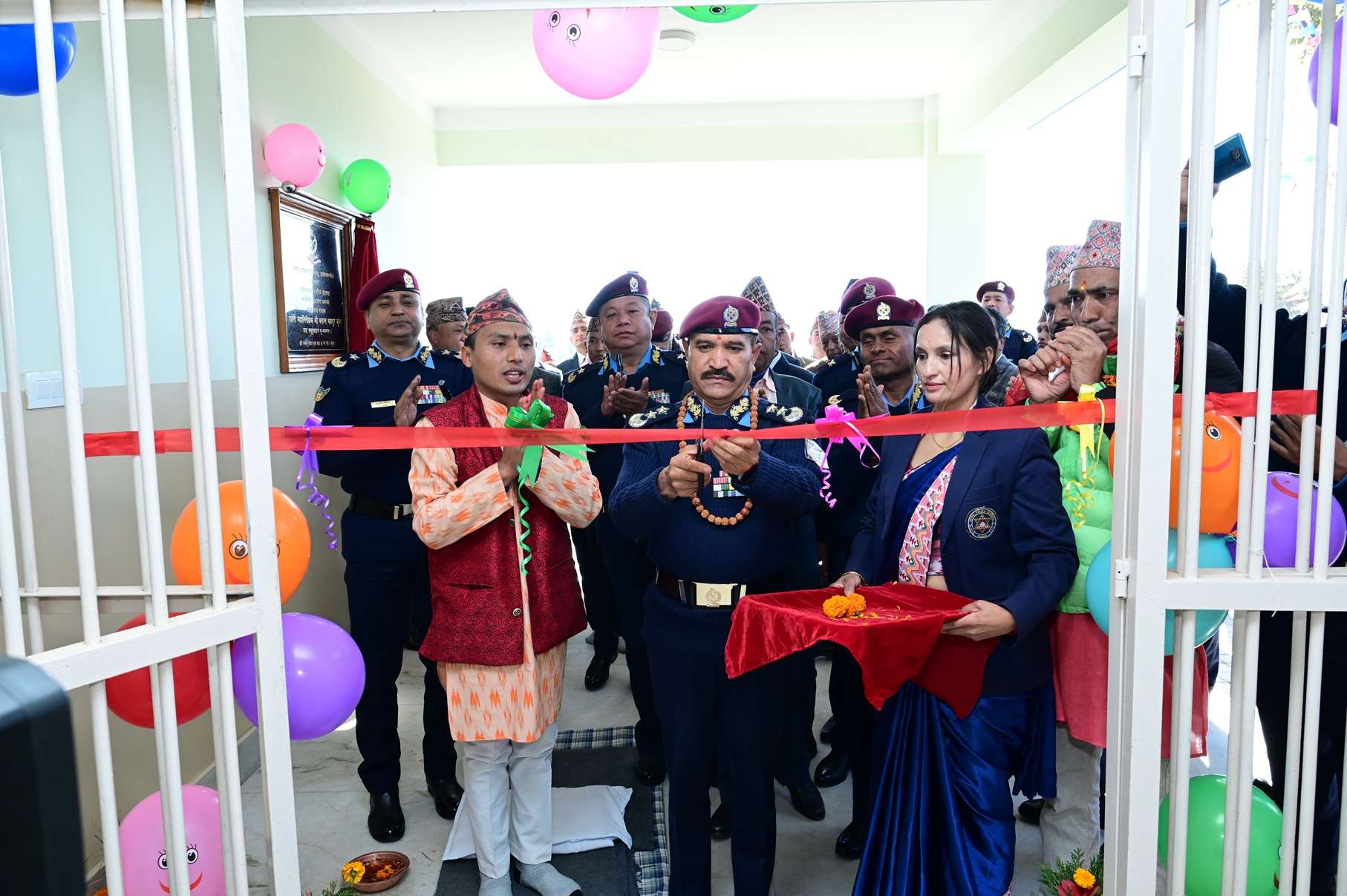 महानिरीक्षक कुँवरबाट साँगामा नवनिर्मित छात्रावास भवनको उद्घाटन