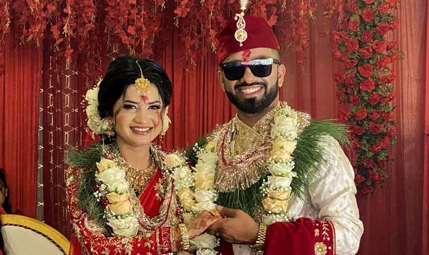 वैवाहिक सम्बन्ध टुंगिएपछि एलिनाले लेखिन् - प्रिय विष्णु आजदेखि कानुनी रुपमै अलग भयौँ