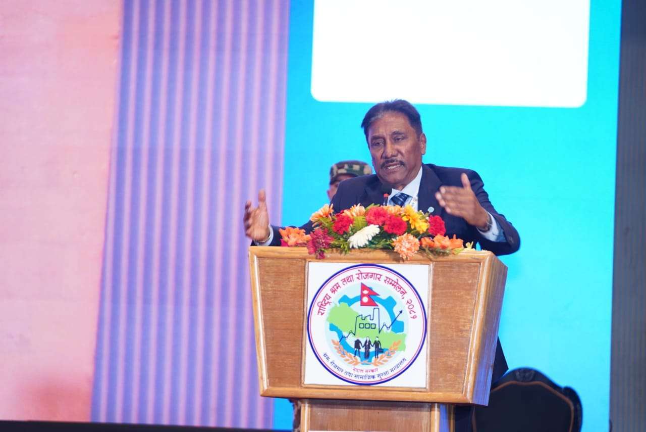 वैदेशिक रोजगारीलाई सुरक्षित र व्यवस्थित गर्न जरुरी छः श्रम मन्त्री भण्डारी