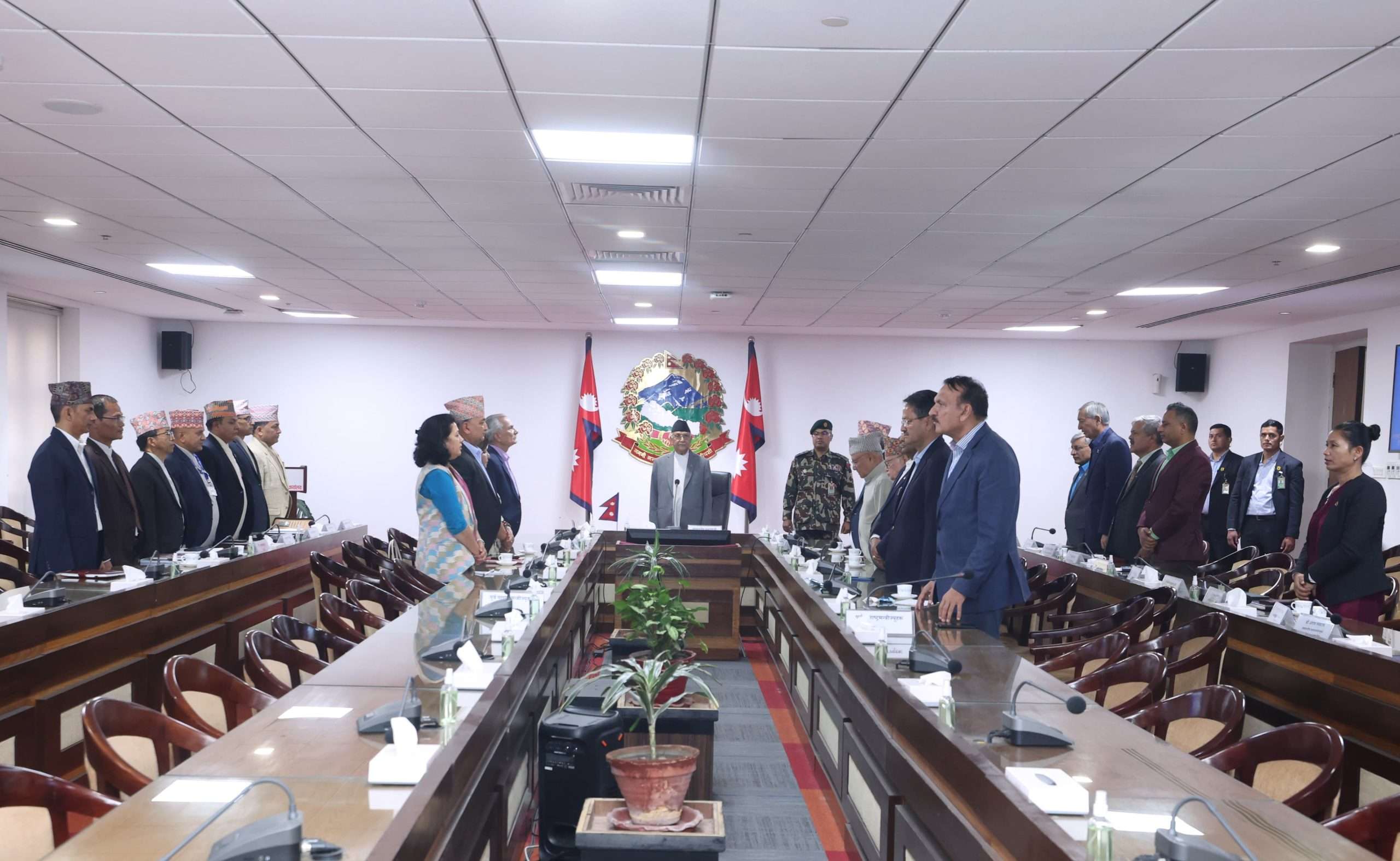 थाइल्याण्ड भ्रमण र बिमस्टेकको शिखर सम्मेलनमा सहभागिताबारे प्रधानमन्त्रीले गरे परामर्श