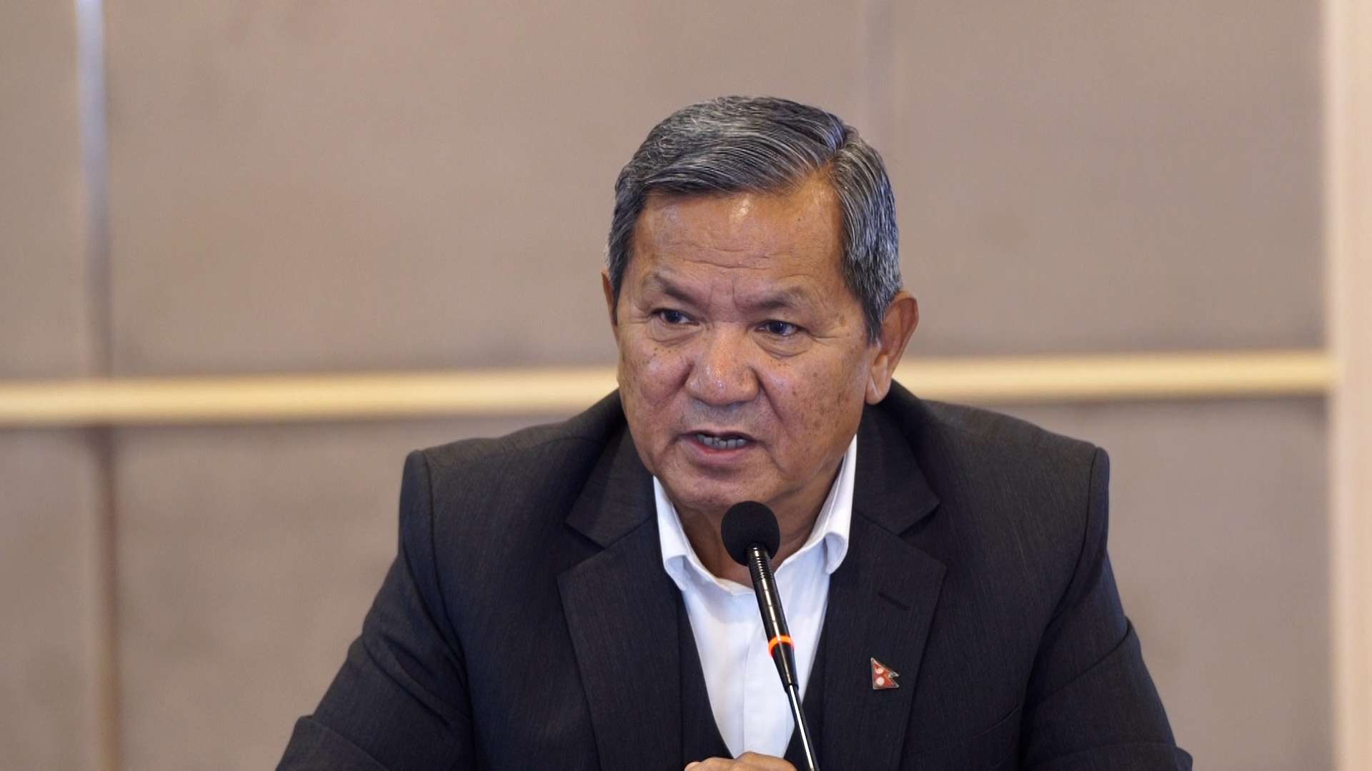 कानुन अनुसार आम्दानीको स्रोत खोजी गर्नुपर्छ : सञ्चार मन्त्री