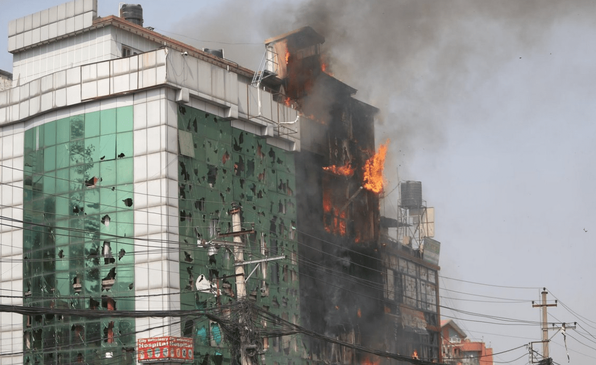 राजावादीहरूको आगजनीमा परी पत्रकार सुरेश रजकको मृत्यु