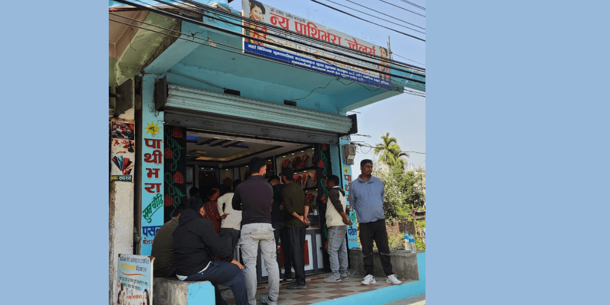 उर्लाबारीको ज्वेलर्सबाट २५ किलो चाँदीका गहना चोरी